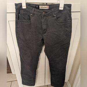 Kaki pants